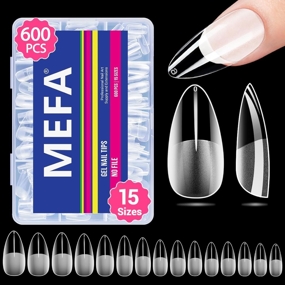 Clear Medium Almond 600 Press On Nail Set